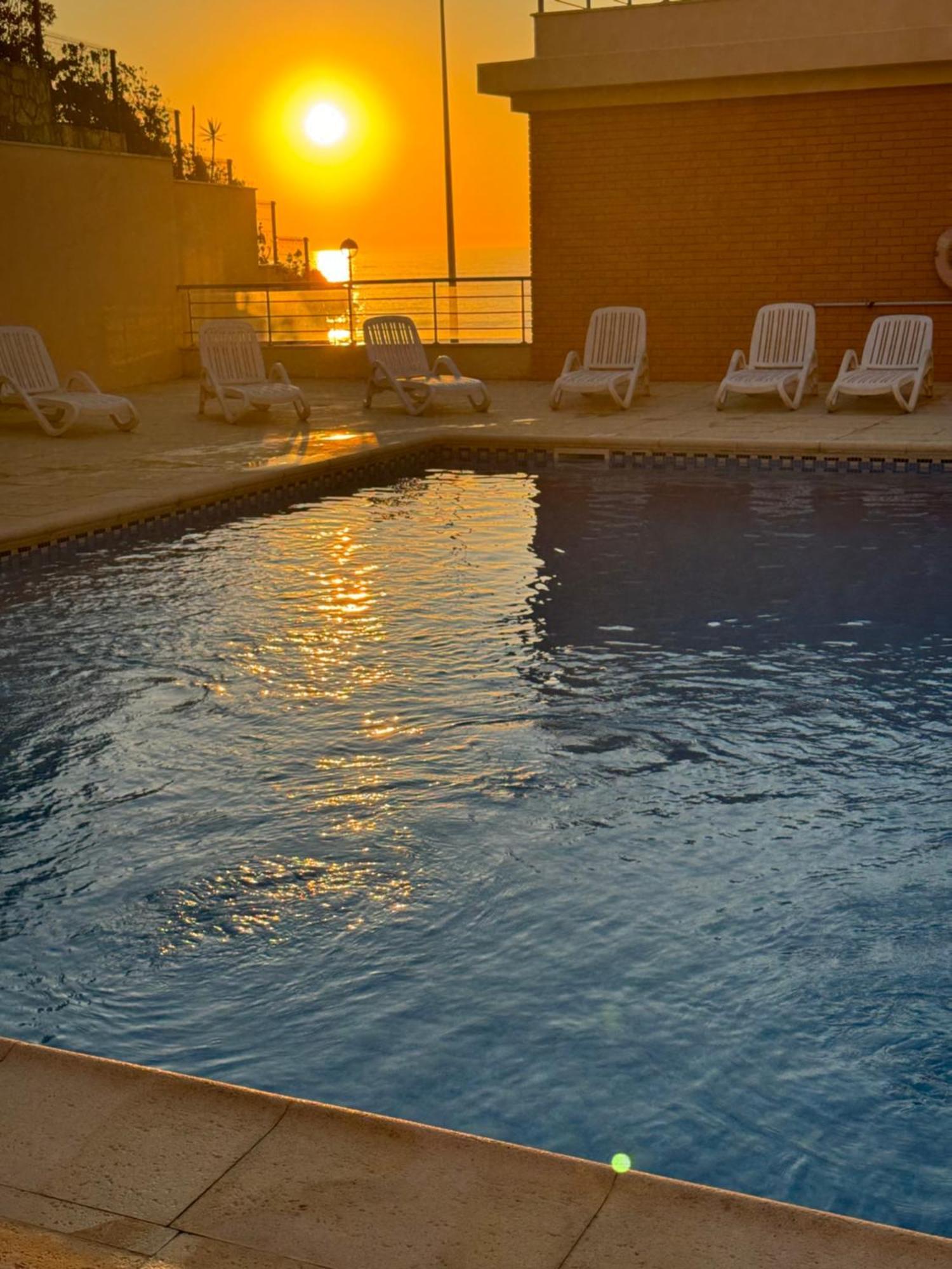 T1 Praia Areia Branca Lourinha  Exterior photo